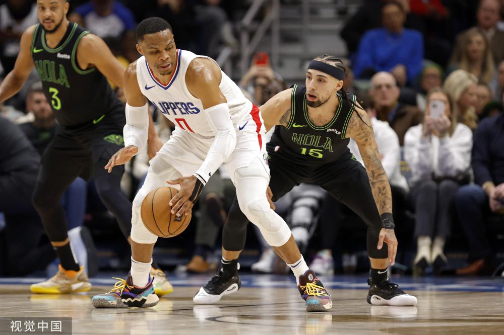 的舞台上 的舞台上