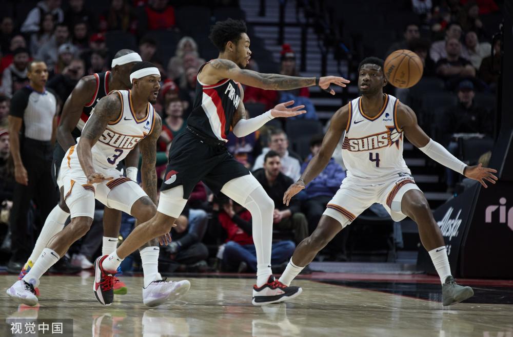 赛场上争取 赛场上争取