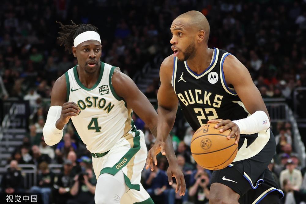 他们在场上 他们在场上